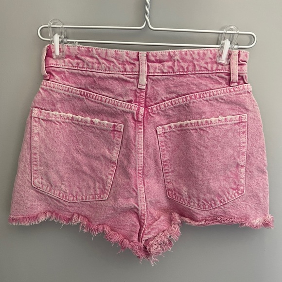 Zara Button Fly Pink Jean Shorts with Frayed Hem 4 - Picture 5 of 8